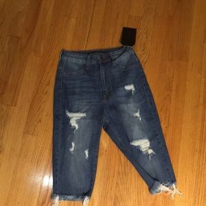 distressed bermuda shorts